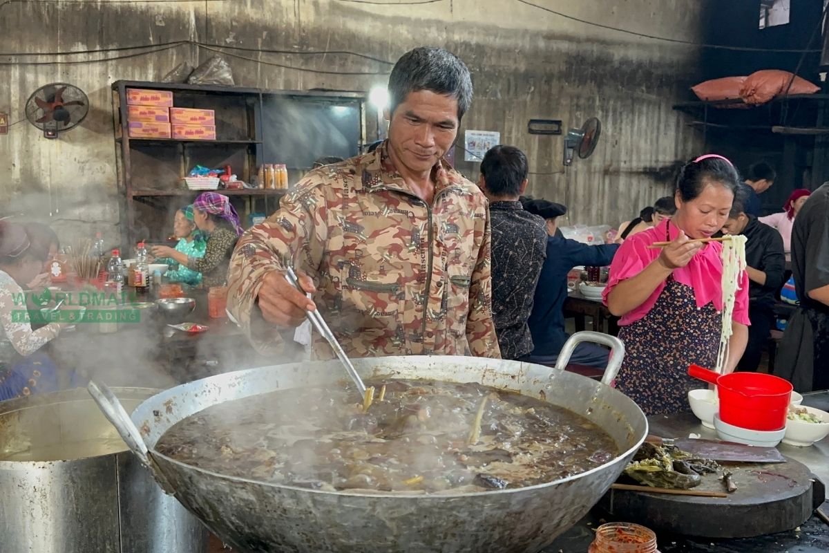 Horse Meat Soup at Ha Giang Market 